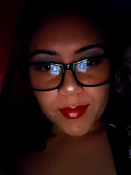 Snapshot of THALASSA_DIOSA chatting on May 1, 2026, 3:55 am THALASSA DIOSA online show from May 1, 2026, 3:55 am
