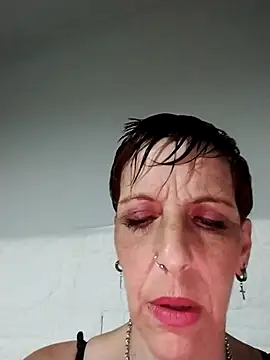 Snapshot of Juguetonafogosa5 chatting on February 4, 2026, 10:49 pm Juguetonafogosa5 online show from February 4, 2026, 10:49 pm