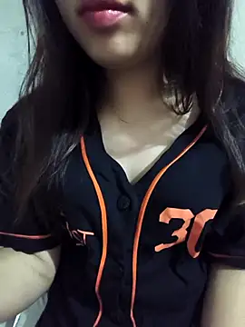 Snapshot of Dorea-mon chatting on April 28, 2026, 8:35 pm Dorea-mon online show from April 28, 2026, 8:35 pm