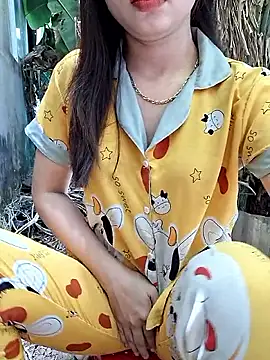 Anna sexyY  online show from April 16, 2026, 4:35 am