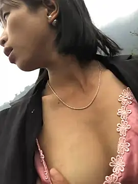 Snapshot of sun-shii chatting on February 15, 2026, 8:46 am sun-shii online show from February 15, 2026, 8:46 am