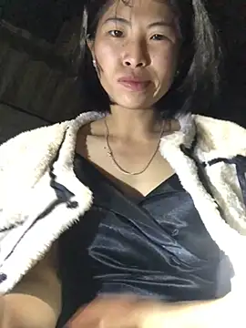 Snapshot of sun-shii chatting on February 9, 2026, 10:08 pm sun-shii online show from February 9, 2026, 10:08 pm