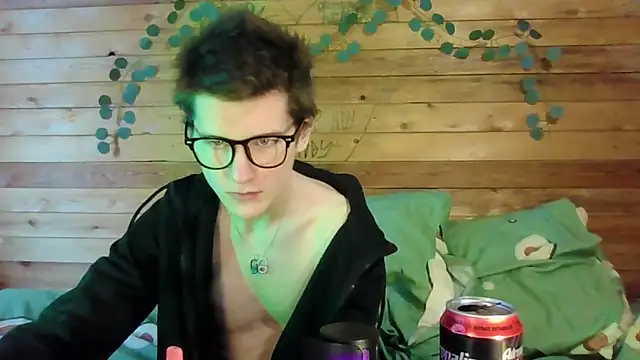 Snapshot of Sasha_bb21 chatting on February 6, 2026, 10:11 am Sasha bb21 online show from February 6, 2026, 10:11 am