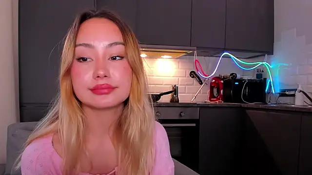 JessicaBeverly  online show from February 16, 2026, 11:53 am