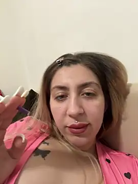 dalia0710 online show from January 31, 2026, 9:57 pm