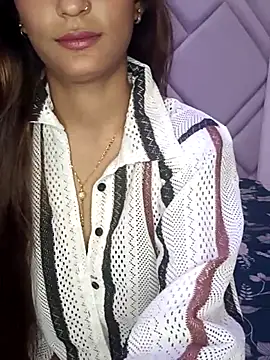 Snapshot of TrendyTales_ chatting on February 16, 2026, 4:27 pm TrendyTales online show from February 16, 2026, 4:27 pm