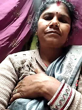 Snapshot of Hot_di97 chatting on February 26, 2026, 12:54 am Hot di97 online show from February 26, 2026, 12:54 am