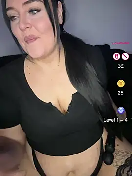 Snapshot of Miss_CurvesXXX chatting on May 3, 2026, 9:07 pm Miss CurvesXXX online show from May 3, 2026, 9:07 pm