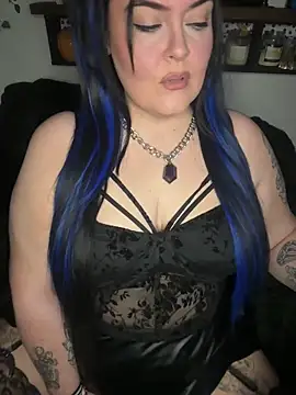 Snapshot of Miss_CurvesXXX chatting on April 18, 2026, 10:10 pm Miss CurvesXXX online show from April 18, 2026, 10:10 pm