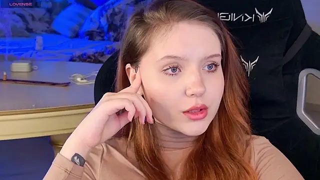 YouHoldMe online show from March 7, 2026, 7:30 pm