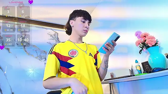 XanderGrey8 online show from March 11, 2026, 7:19 pm