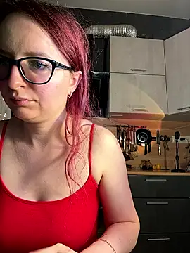 coy girl  online show from January 17, 2026, 1:26 pm