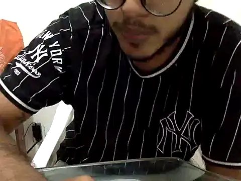 Tito 12  online show from January 15, 2026, 5:11 am