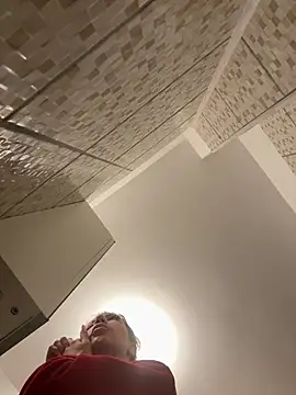 Missolevelvet online show from March 14, 2026, 8:20 am