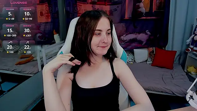 KiraDuvall online show from March 31, 2026, 5:26 pm