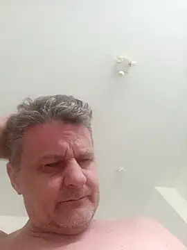 Borgio123 online show from April 16, 2026, 3:24 pm