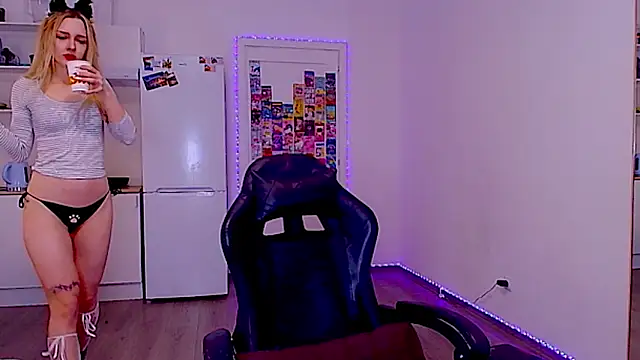 sailormoon666  online show from February 21, 2026, 12:56 am