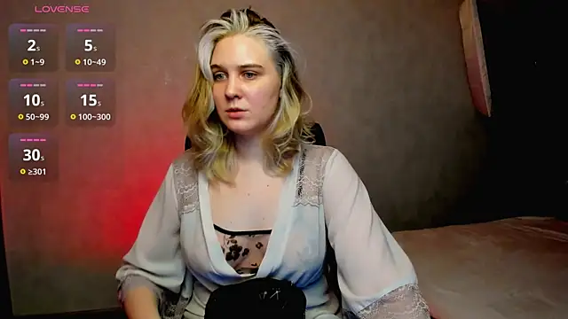 SusanBev online show from February 25, 2026, 9:20 am