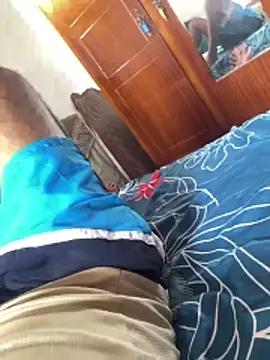 tropicalpied online show from March 26, 2026, 7:17 am