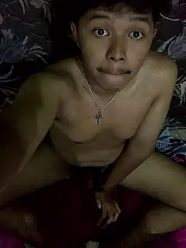 Snapshot of Kaleisporn chatting on January 12, 2026, 4:14 pm Kaleisporn online show from January 12, 2026, 4:14 pm