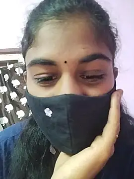 Tamil Hot RoyalQueen online show from February 1, 2026, 3:21 pm