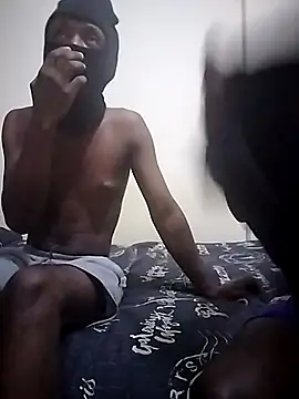 Snapshot of FINEBABYWOLF chatting on March 27, 2026, 7:04 pm FINEBABYWOLF online show from March 27, 2026, 7:04 pm