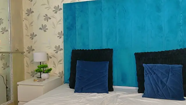 AnyaHappiness online show from March 24, 2026, 6:02 am