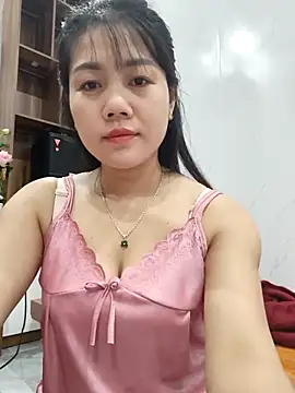 Ngocmai lazdy online show from February 22, 2026, 1:35 pm