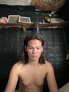 HugeAgatha online show from February 12, 2026, 7:52 am