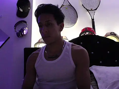 Santiagoo091 online show from January 16, 2026, 5:44 am