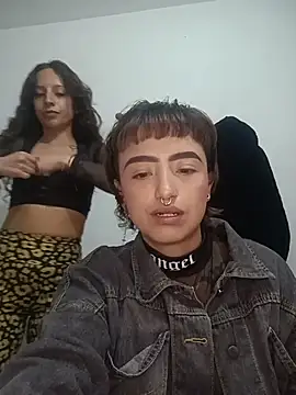 AlexxaAndRileyy online show from March 24, 2026, 10:43 pm