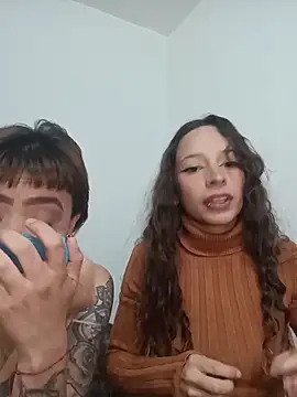 AlexxaAndRileyy online show from April 5, 2026, 6:25 pm