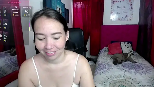 Snapshot of juliet_noir chatting on June 16, 2026, 12:16 pm juliet noir online show from June 16, 2026, 12:16 pm
