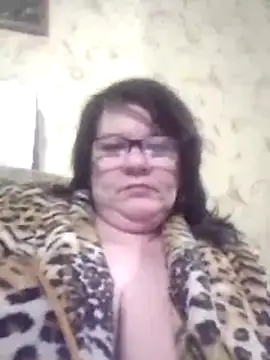 NysiOlsen online show from April 13, 2026, 5:28 pm