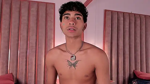 Snapshot of Mike_thomsonn chatting on February 22, 2026, 4:52 pm Mike thomsonn online show from February 22, 2026, 4:52 pm