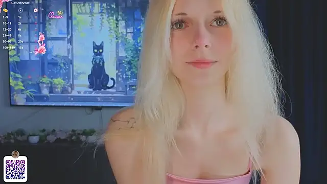 JuanaSumma online show from June 27, 2026, 6:08 am
