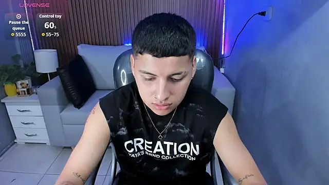 Liam9  online show from February 25, 2026, 1:44 pm