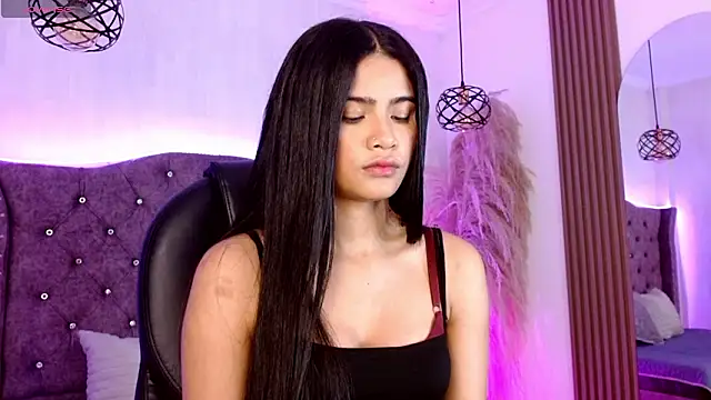 Violet Collins1 online show from March 19, 2026, 8:42 pm