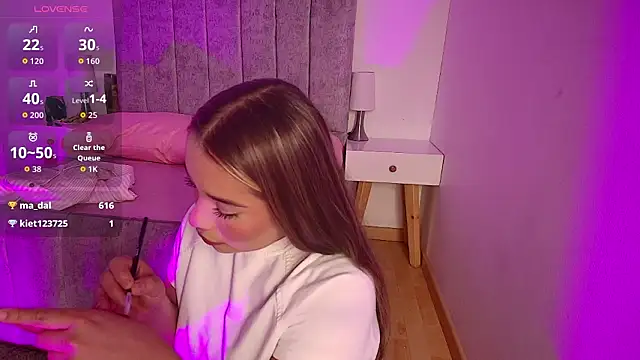 Lucy Carson  online show from March 15, 2026, 3:46 am