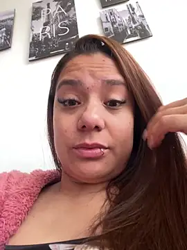 Pretty  Milf online show from April 1, 2026, 1:34 pm