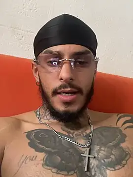 liyamjunior online show from February 9, 2026, 4:27 pm