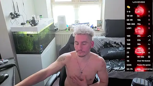 Rayzel White online show from March 6, 2026, 1:17 pm