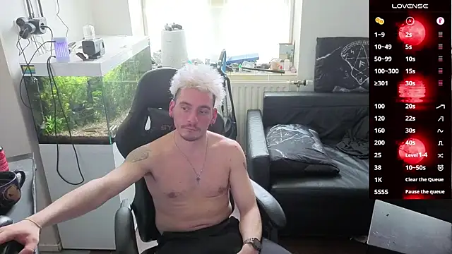 Rayzel White online show from April 4, 2026, 11:50 am