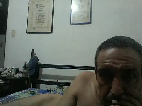 Snapshot of guevo14cm3 chatting on June 20, 2026, 2:27 am guevo14cm3 online show from June 20, 2026, 2:27 am