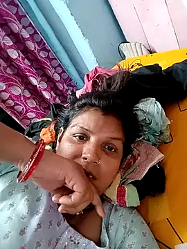 CUTE khusabi online show from March 4, 2026, 4:37 pm