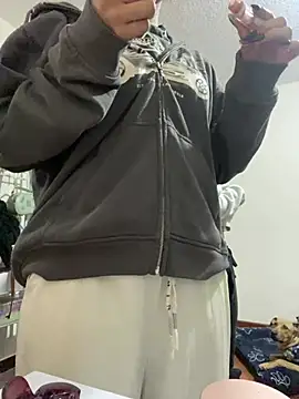 ivy-777 online show from April 7, 2026, 2:46 am