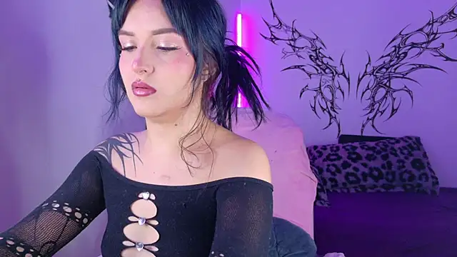 dollmeow online show from March 25, 2026, 1:28 am