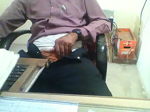 Snapshot of dream_king_1985 chatting on March 6, 2026, 6:52 am dream king 1985 online show from March 6, 2026, 6:52 am