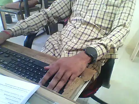 Snapshot of dream_king_1985 chatting on March 20, 2026, 5:30 am dream king 1985 online show from March 20, 2026, 5:30 am