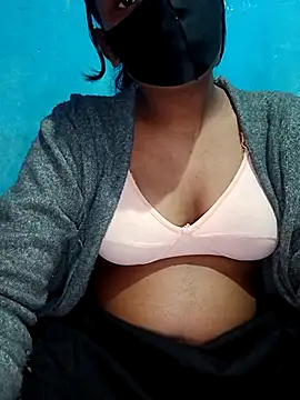 shiny lily03 online show from January 17, 2026, 5:16 pm